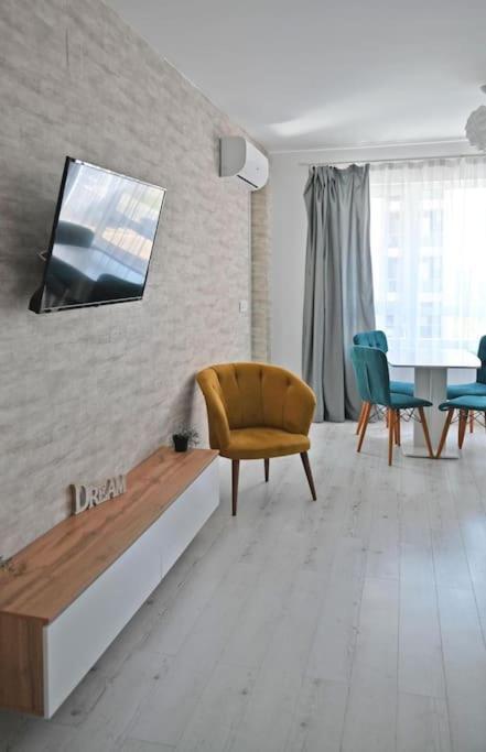 7A Dream Apartment 7A Si Parcare Oradea Extérieur photo